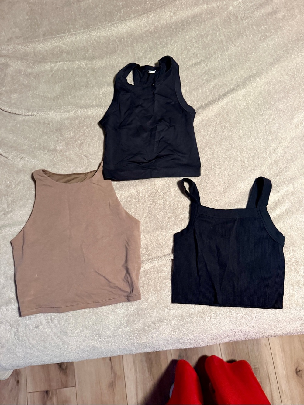 3pc Tank Tops Bundle - Picture 2 of 8